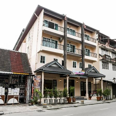 Canary House Rachawong คานารี่ เฮ้าส์ ราชวงศ์ Чиангмай Екстериор снимка