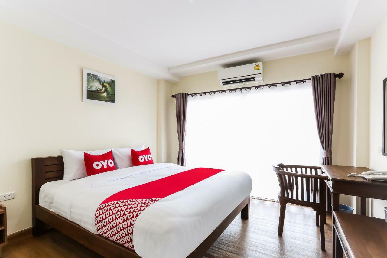 Canary House Rachawong คานารี่ เฮ้าส์ ราชวงศ์ Чиангмай Екстериор снимка